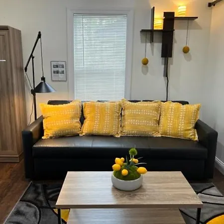 Uber Close To Ohio City, Cleveland Extérieur photo
