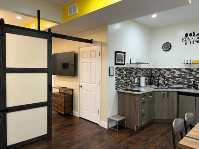 Uber Close To Ohio City, Appartement *