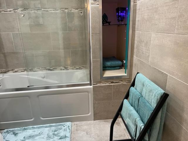 Uber Close To Ohio City, Appartement